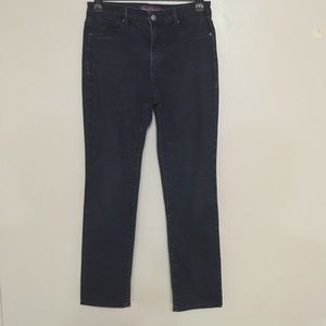 Gloria Vanderbilt jeans size 10